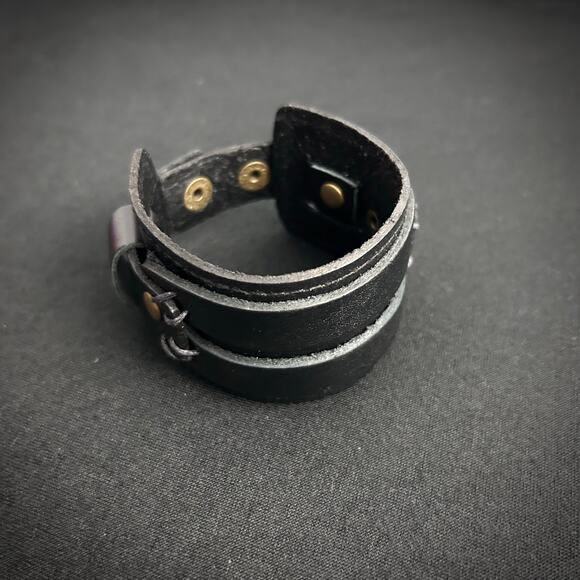 Black Leather Adjustable Snap Cuff Bracelet - Picture 4 of 9